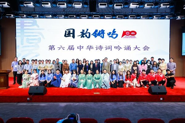 15591588_a2919692896_plx(1).jpg 15591588_a2919692896_plx(1).jpg